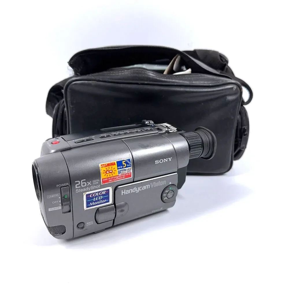 Sony Handycam Vision Video 8 Camcorder CCD-TRV22 Portable - For Parts - UNTESTED